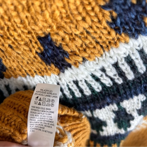 Lucky ~ Bold Fair Isle Knit Mustard  Crewneck Chunky Sweater- in size XS - Picture 9 of 16